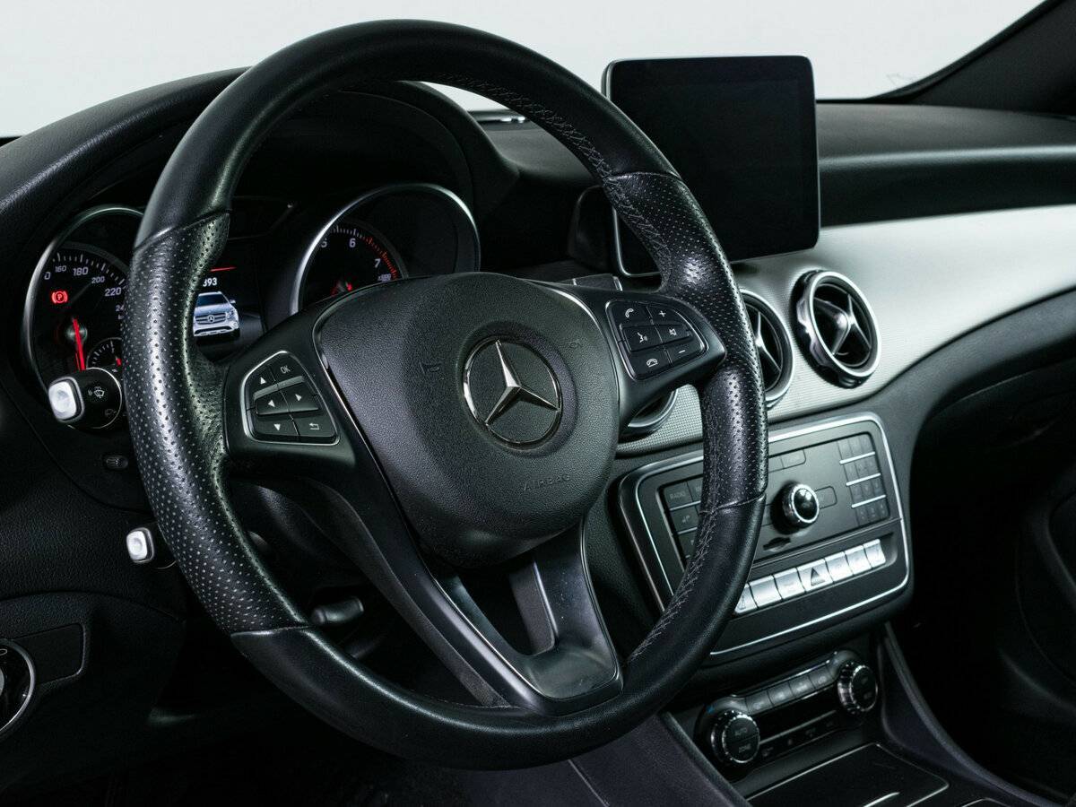 Купить Mercedes-Benz GLA с пробегом. Фото: #12