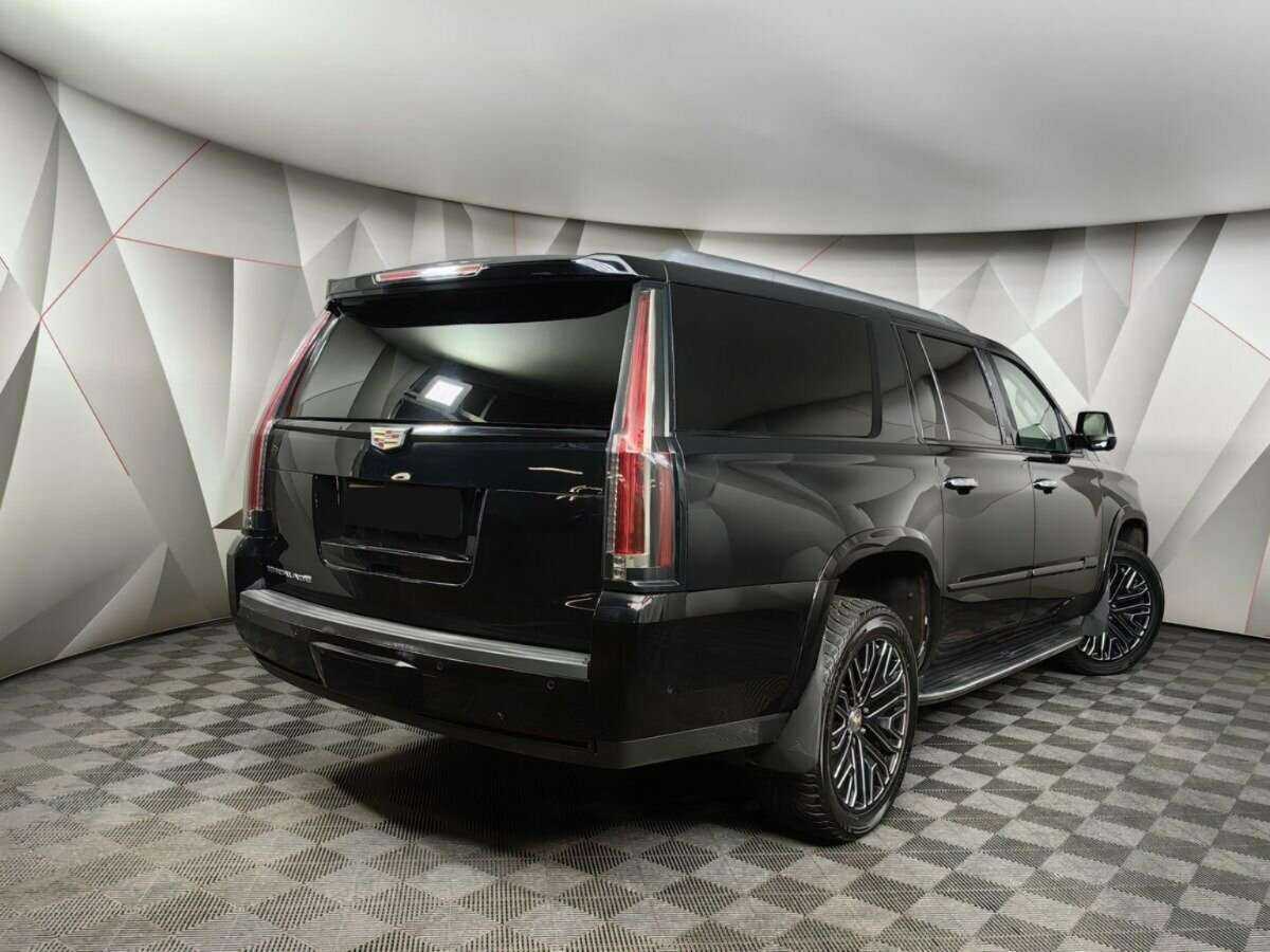 Купить Cadillac Escalade с пробегом. Фото: #1