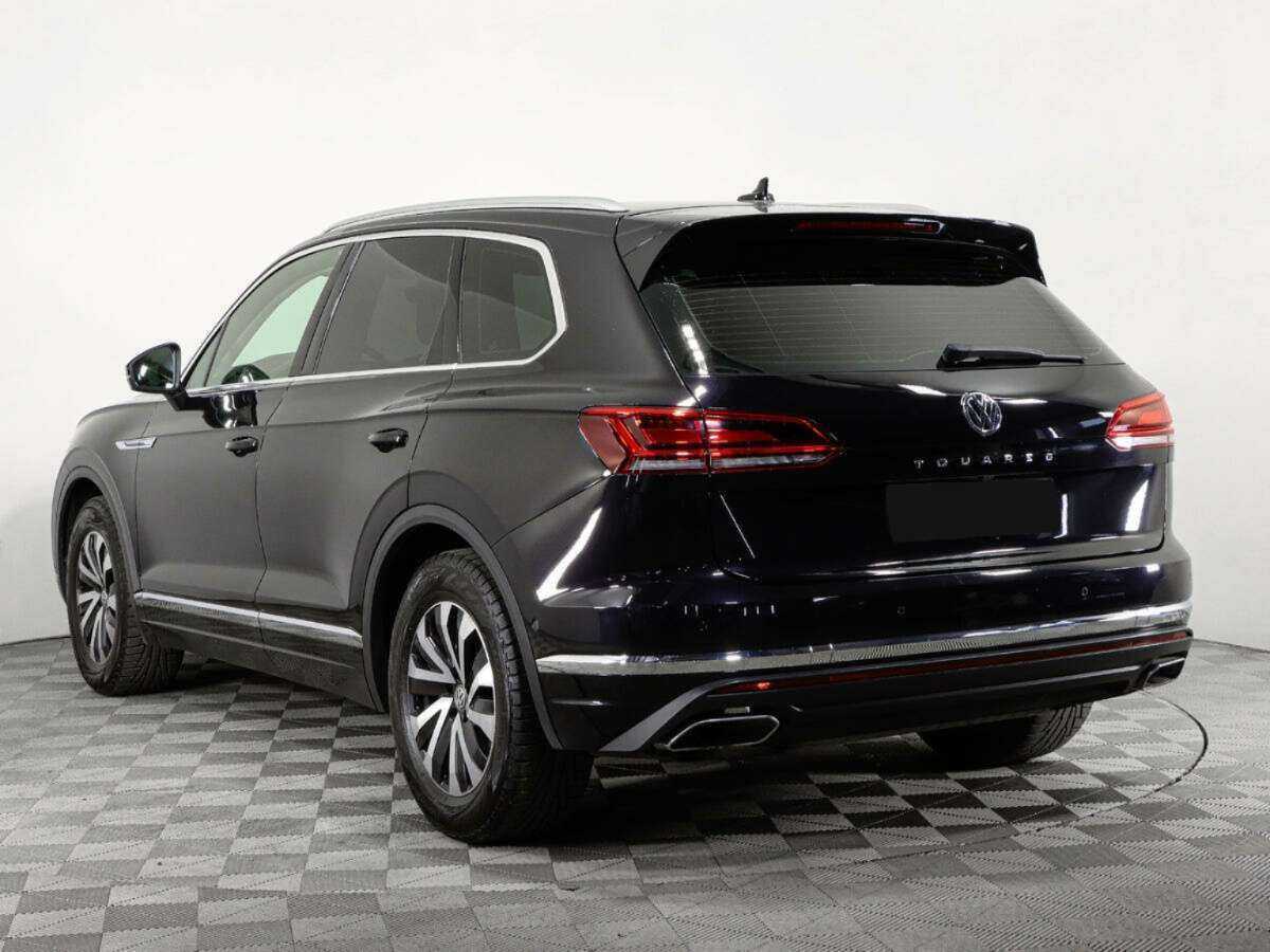 Купить Volkswagen Touareg с пробегом. Фото: #6
