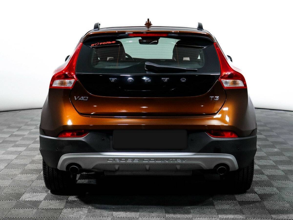 Купить Volvo V40 Cross Country с пробегом. Фото: #5