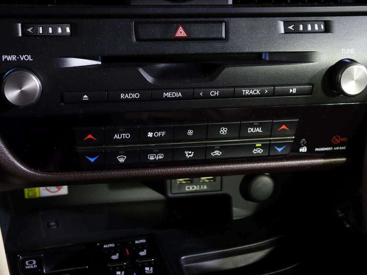 Купить Lexus RX с пробегом. Фото: #17