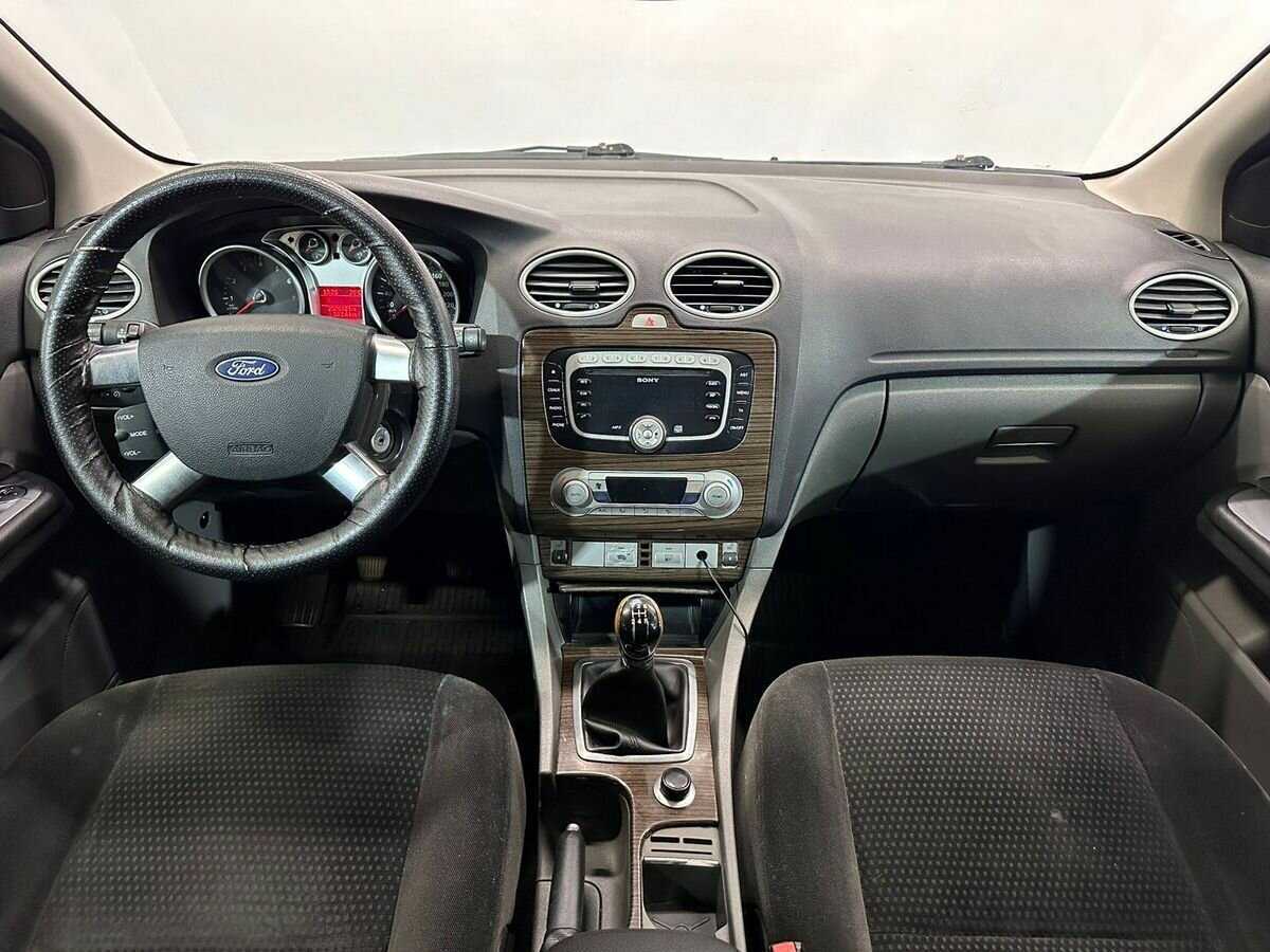 Купить Ford Focus с пробегом. Фото: #8