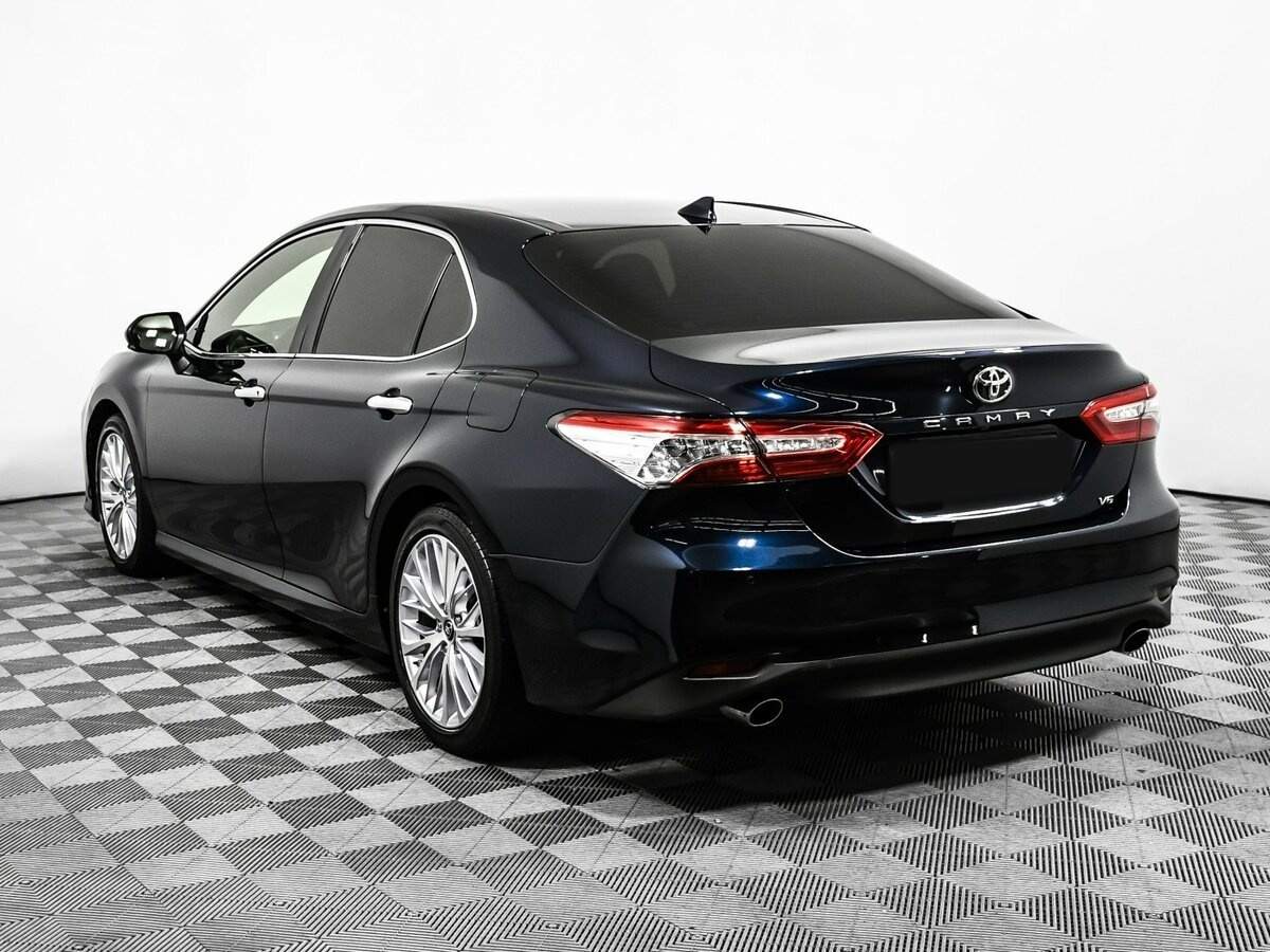 Купить Toyota Camry с пробегом. Фото: #6