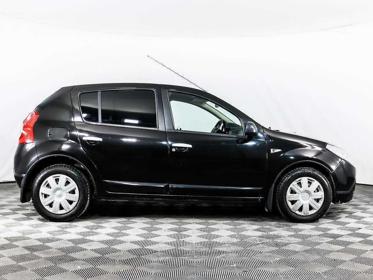 Купить Renault Sandero с пробегом. Фото: #3