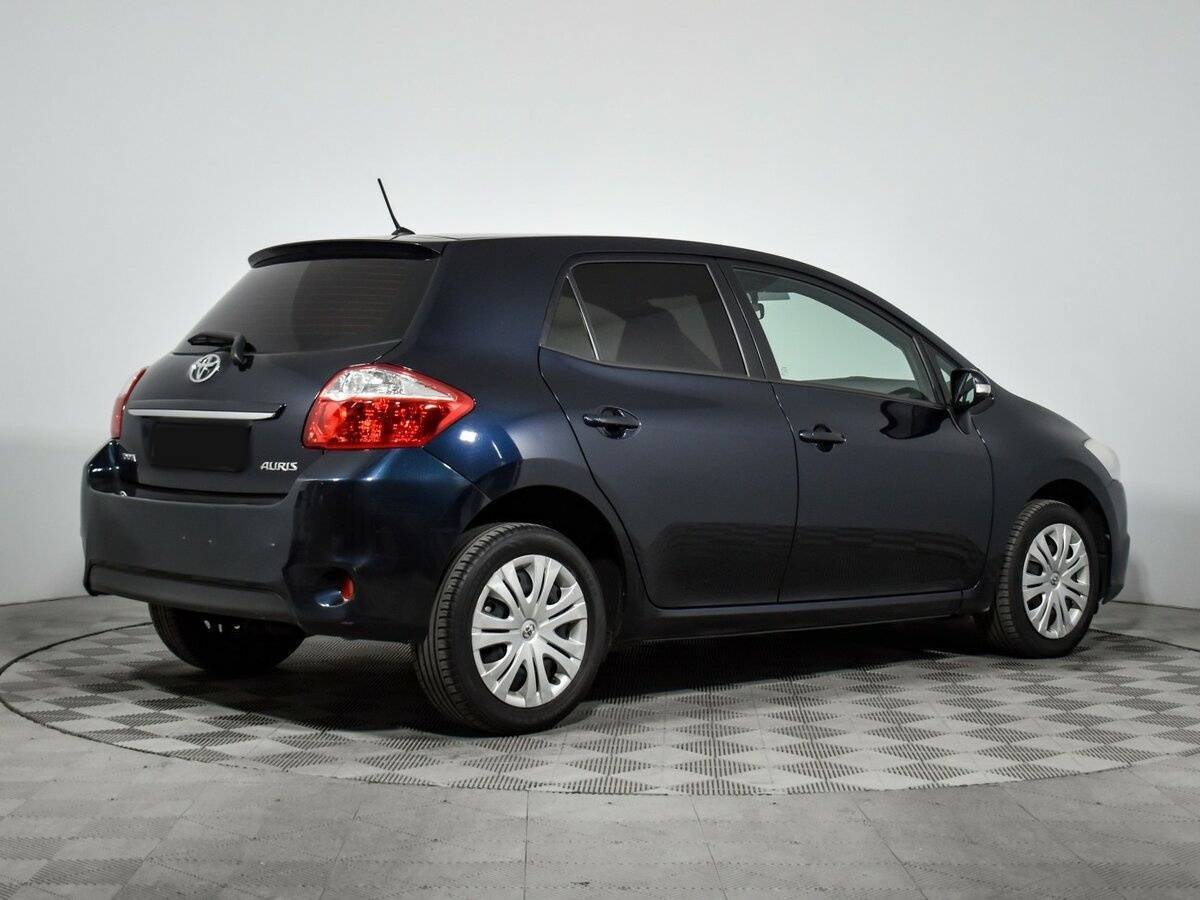 Купить Toyota Auris с пробегом. Фото: #5