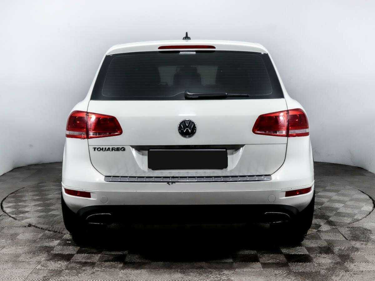 Купить Volkswagen Touareg с пробегом. Фото: #4