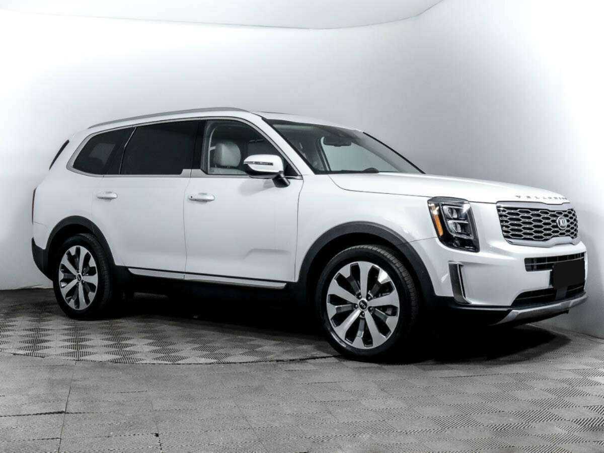 Купить Kia Telluride с пробегом. Фото: #2
