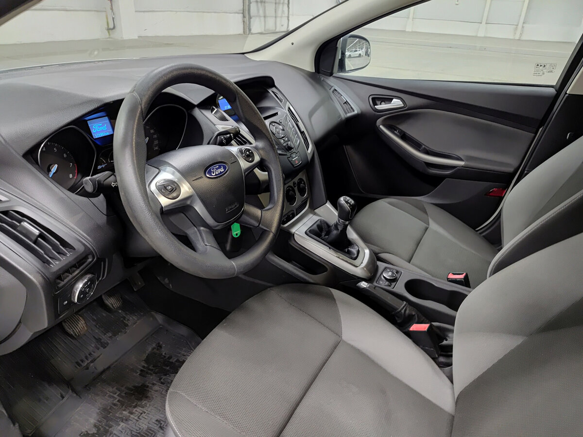 Купить Ford Focus с пробегом. Фото: #15