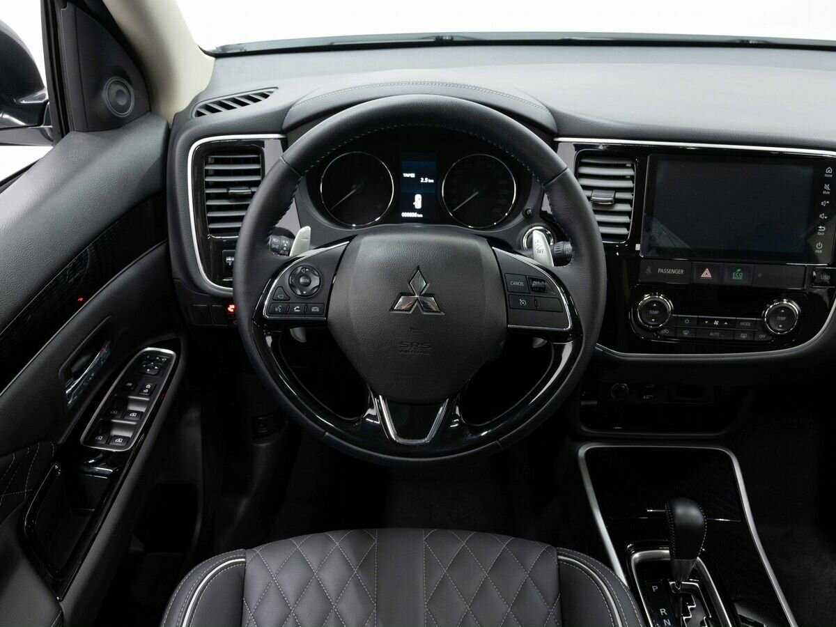 Купить Mitsubishi Outlander с пробегом. Фото: #16