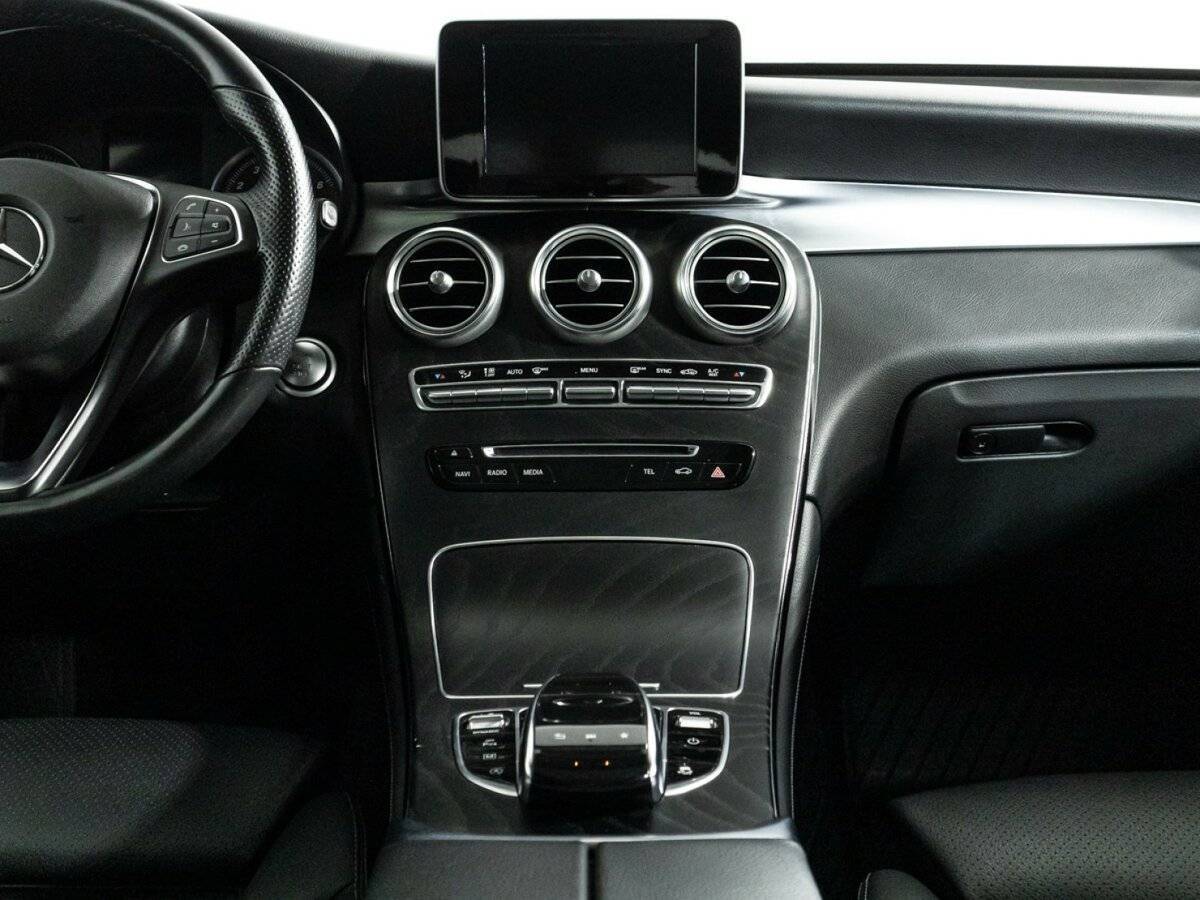 Купить Mercedes-Benz GLC с пробегом. Фото: #13
