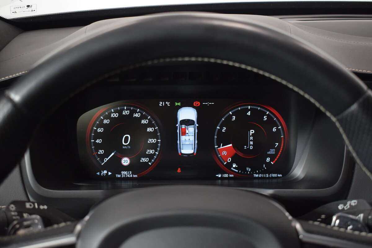 Купить Volvo XC90 с пробегом. Фото: #22