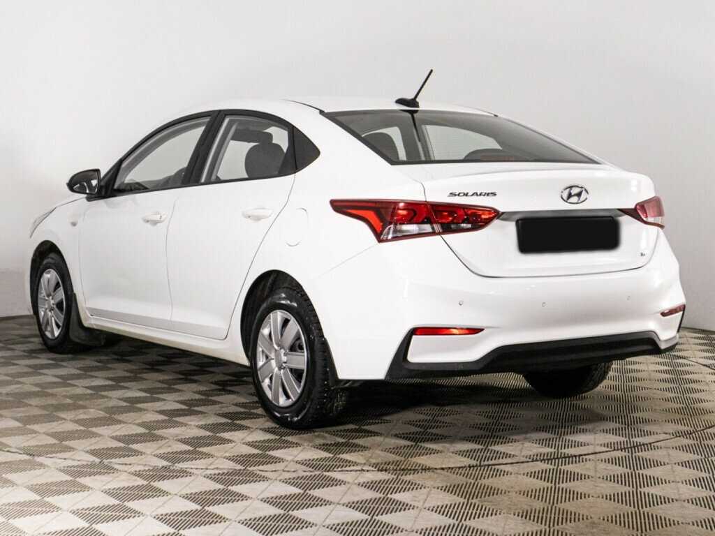 Купить Hyundai Solaris с пробегом. Фото: #6