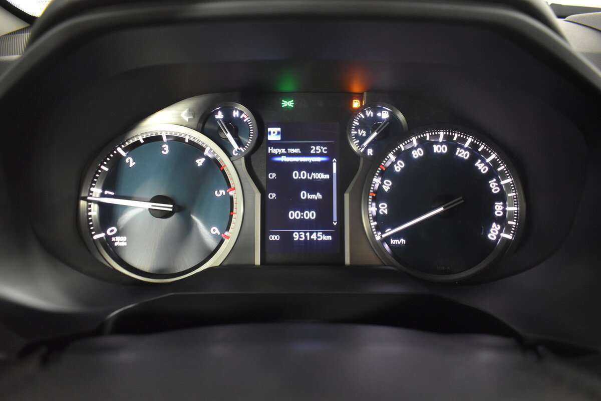 Купить Toyota Land Cruiser Prado с пробегом. Фото: #18
