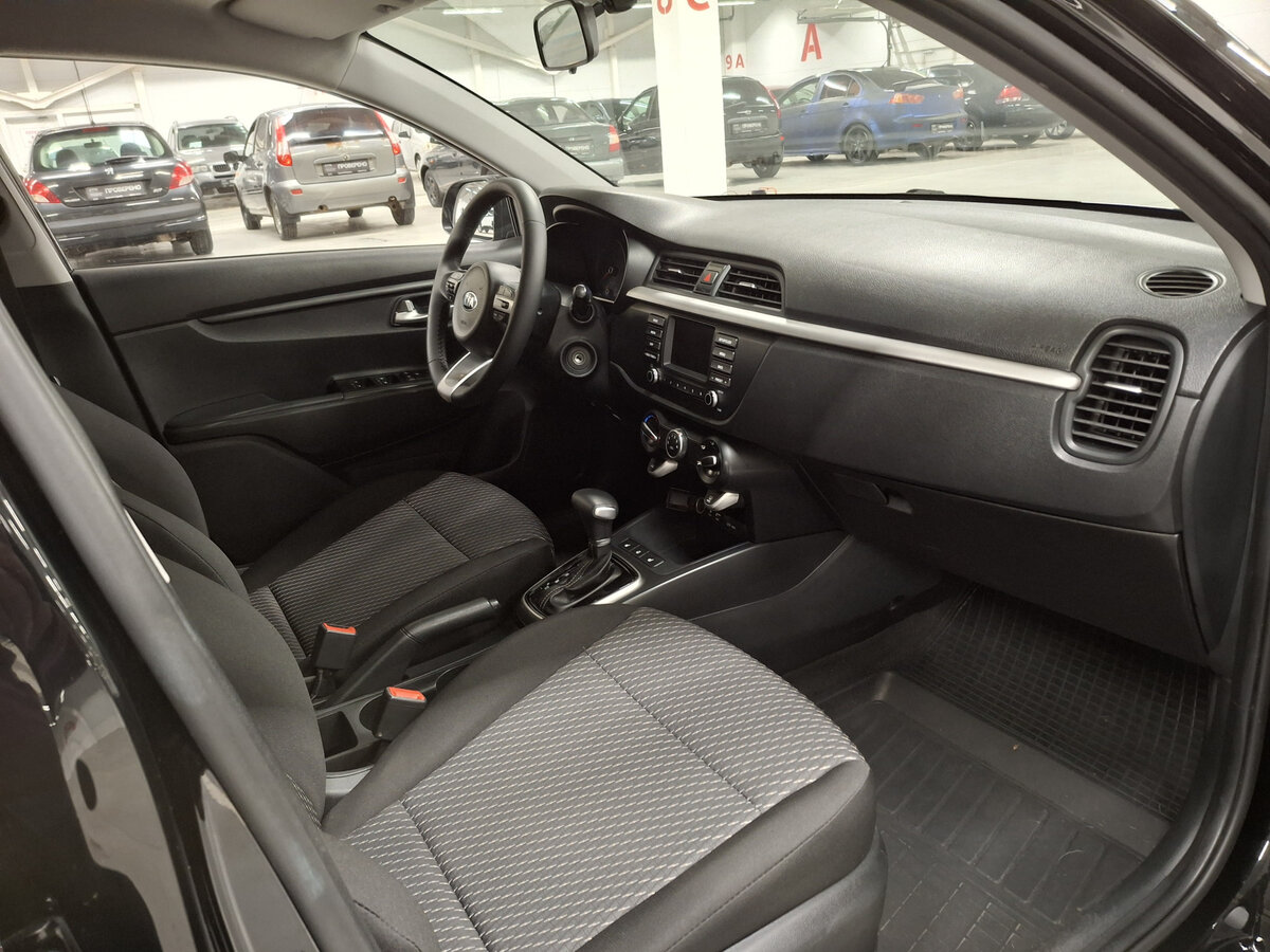 Купить Kia Rio с пробегом. Фото: #10
