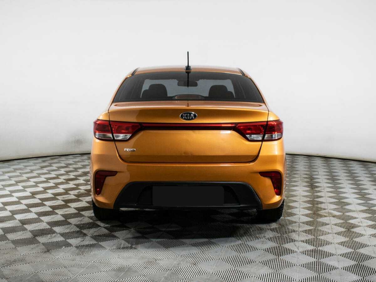 Купить Kia Rio с пробегом. Фото: #4