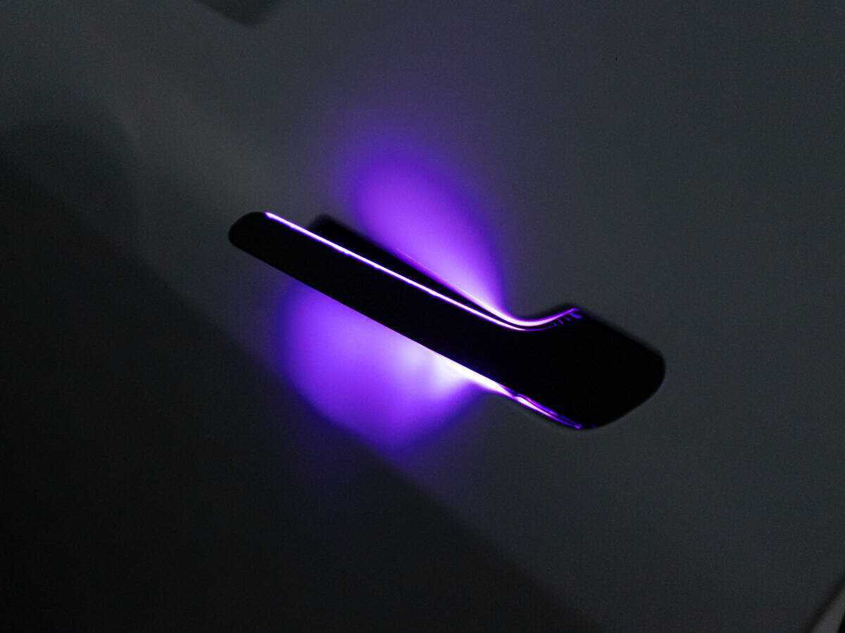 Купить Tesla Model Y с пробегом. Фото: #21