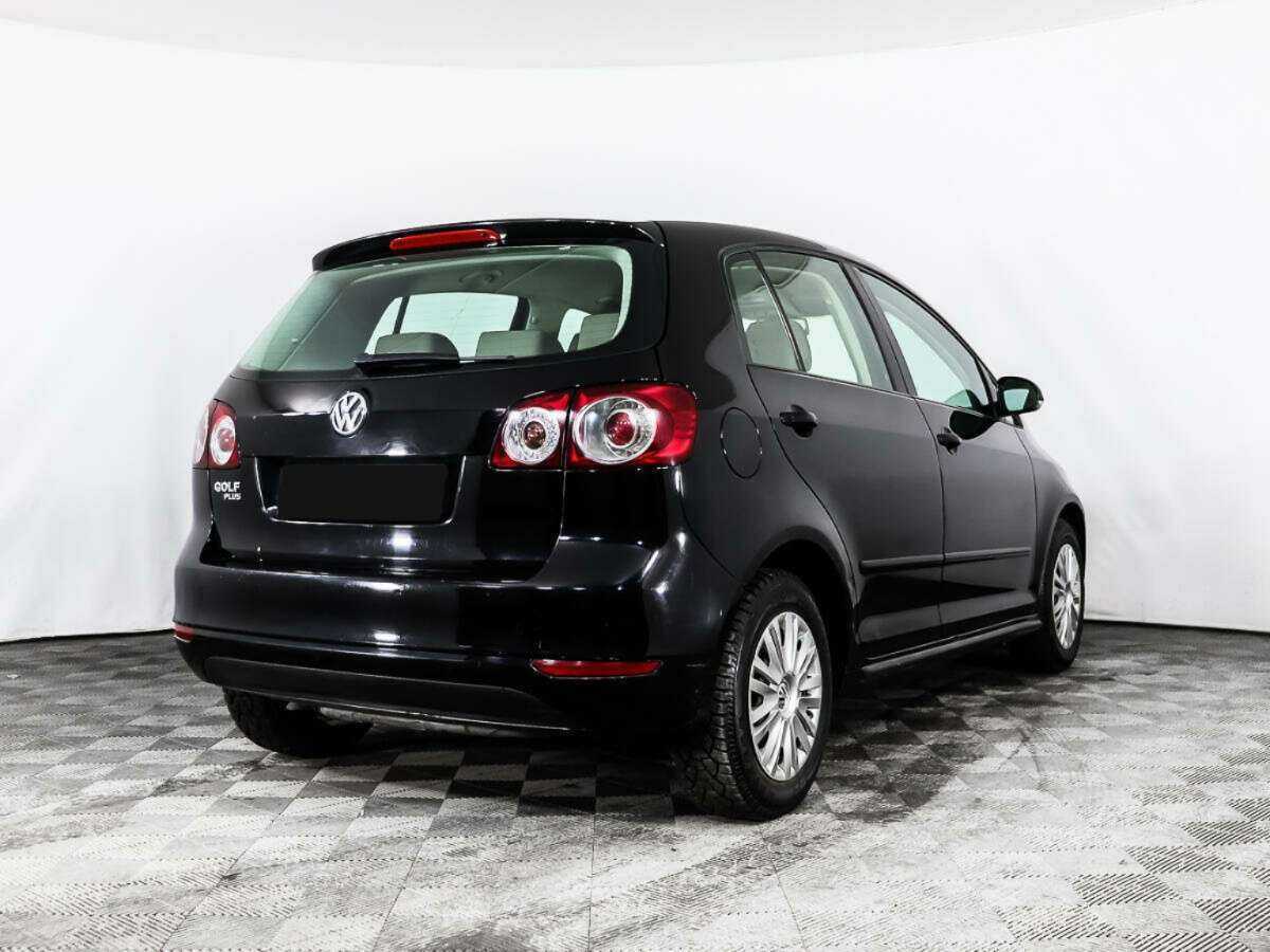 Купить Volkswagen Golf Plus с пробегом. Фото: #4