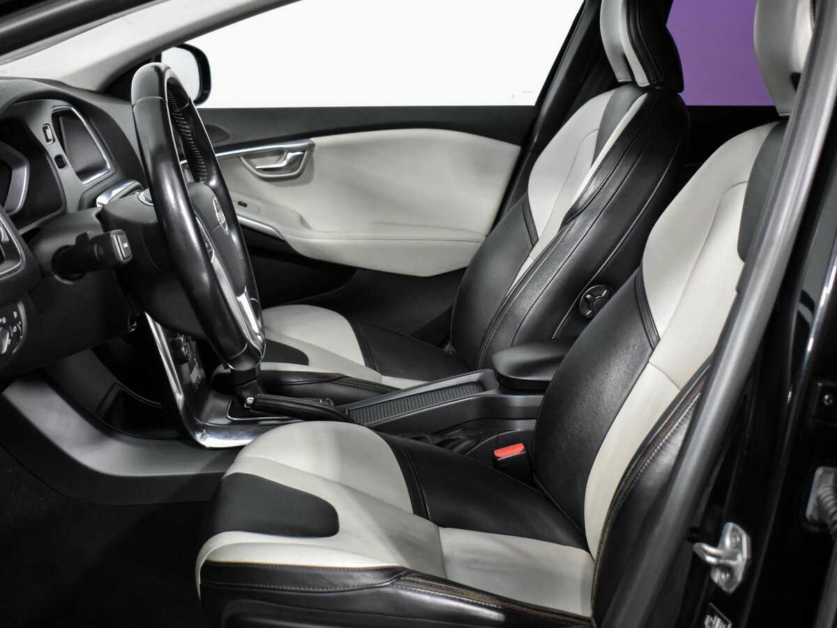 Купить Volvo V40 с пробегом. Фото: #11