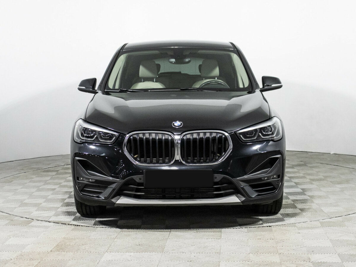 Купить BMW X1 с пробегом. Фото: #1