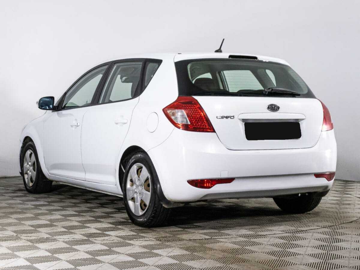 Купить Kia Ceed с пробегом. Фото: #6