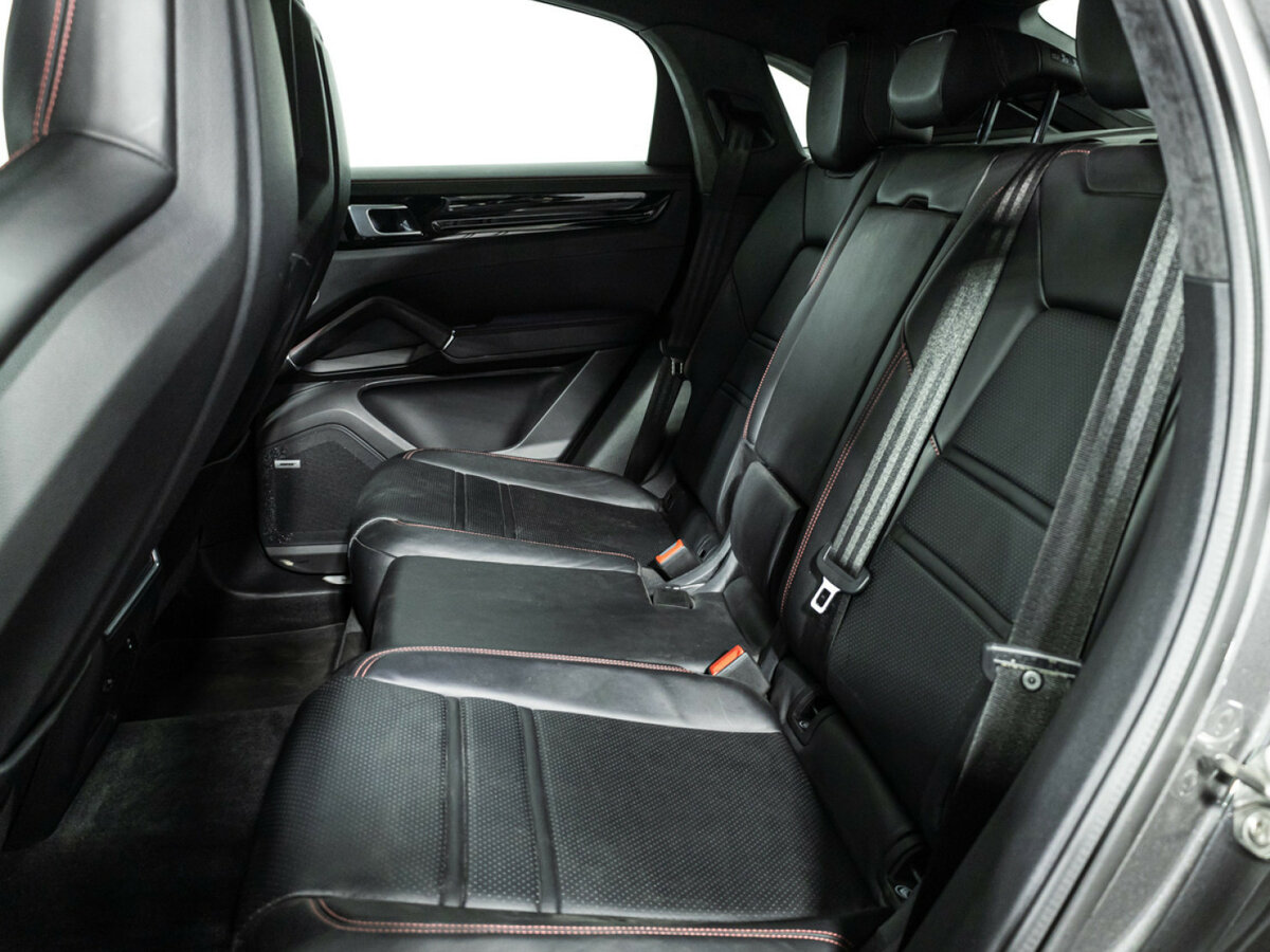 Купить Porsche Cayenne с пробегом. Фото: #7