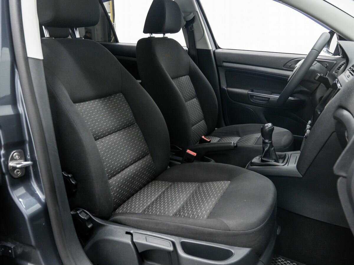 Купить Skoda Octavia с пробегом. Фото: #8