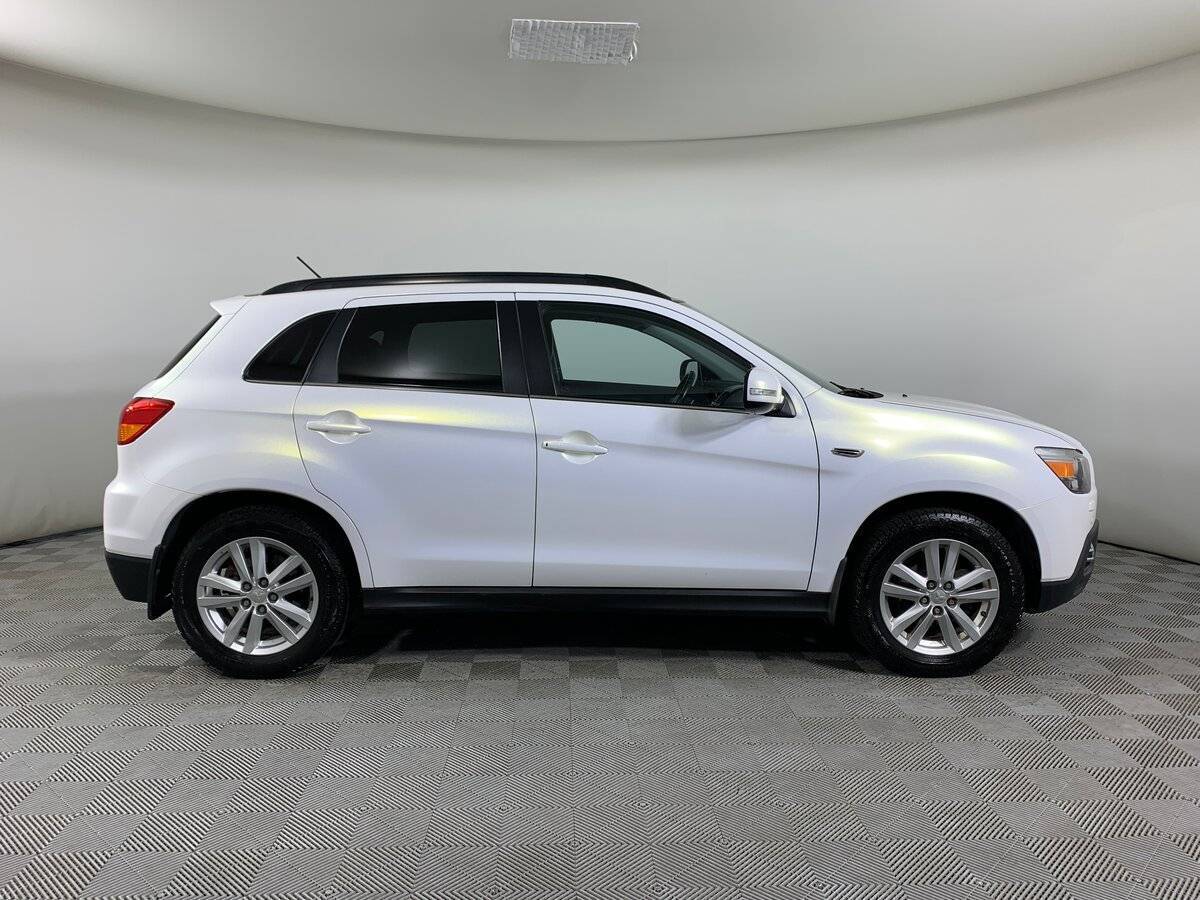 Купить Mitsubishi ASX с пробегом. Фото: #3