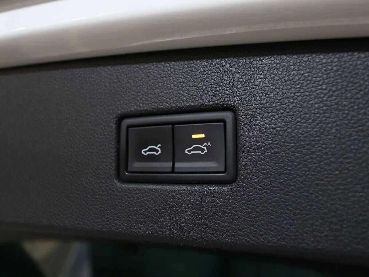Купить Volkswagen Tiguan с пробегом. Фото: #4