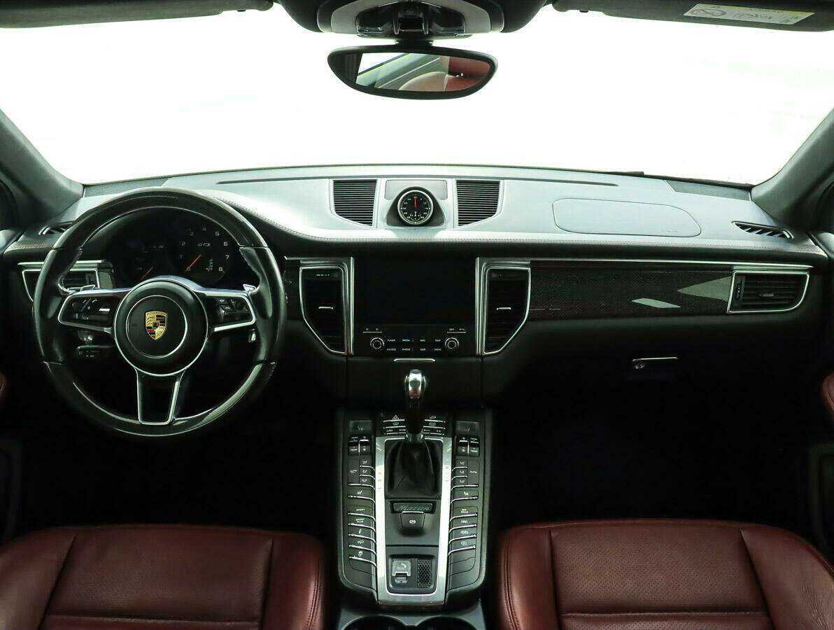 Купить Porsche Macan с пробегом. Фото: #7