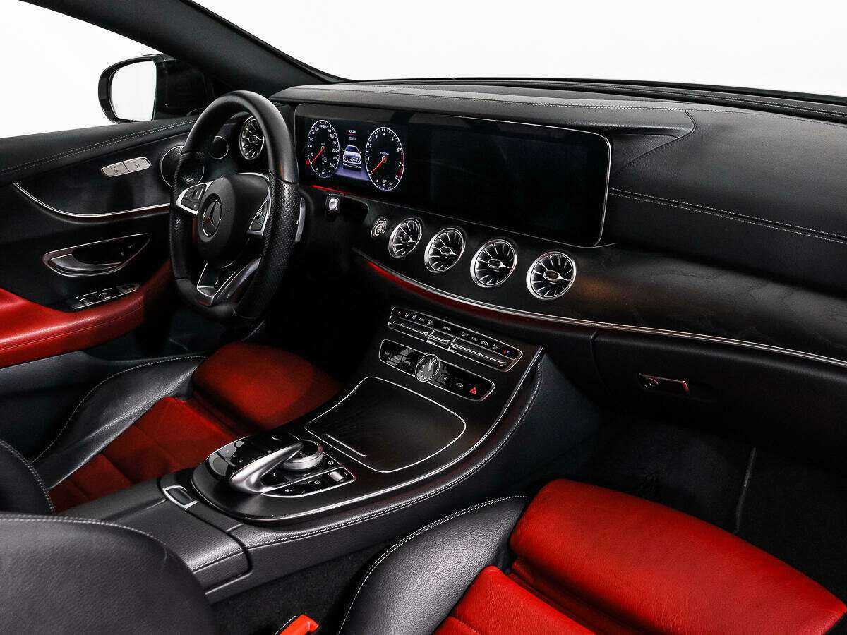 Купить Mercedes-Benz E-Класс с пробегом. Фото: #10