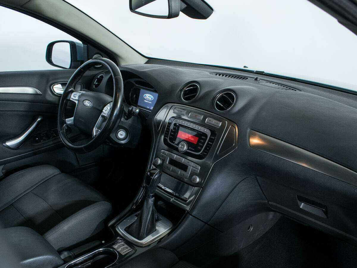 Купить Ford Mondeo с пробегом. Фото: #8