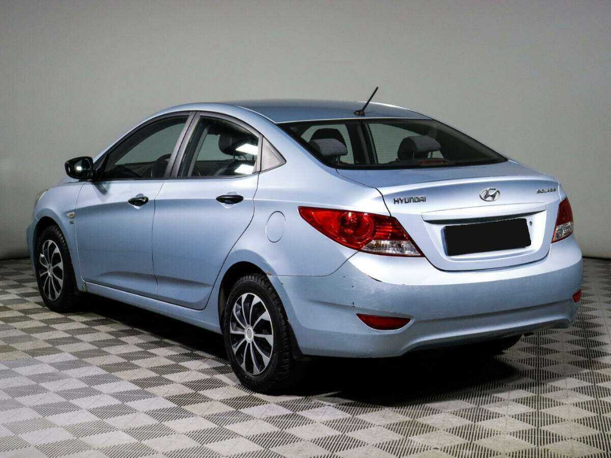 Купить Hyundai Solaris с пробегом. Фото: #6