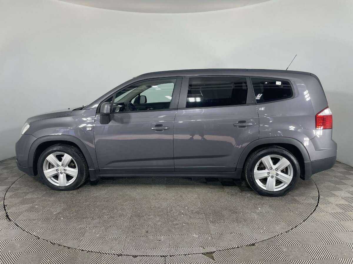 Купить Chevrolet Orlando с пробегом. Фото: #4