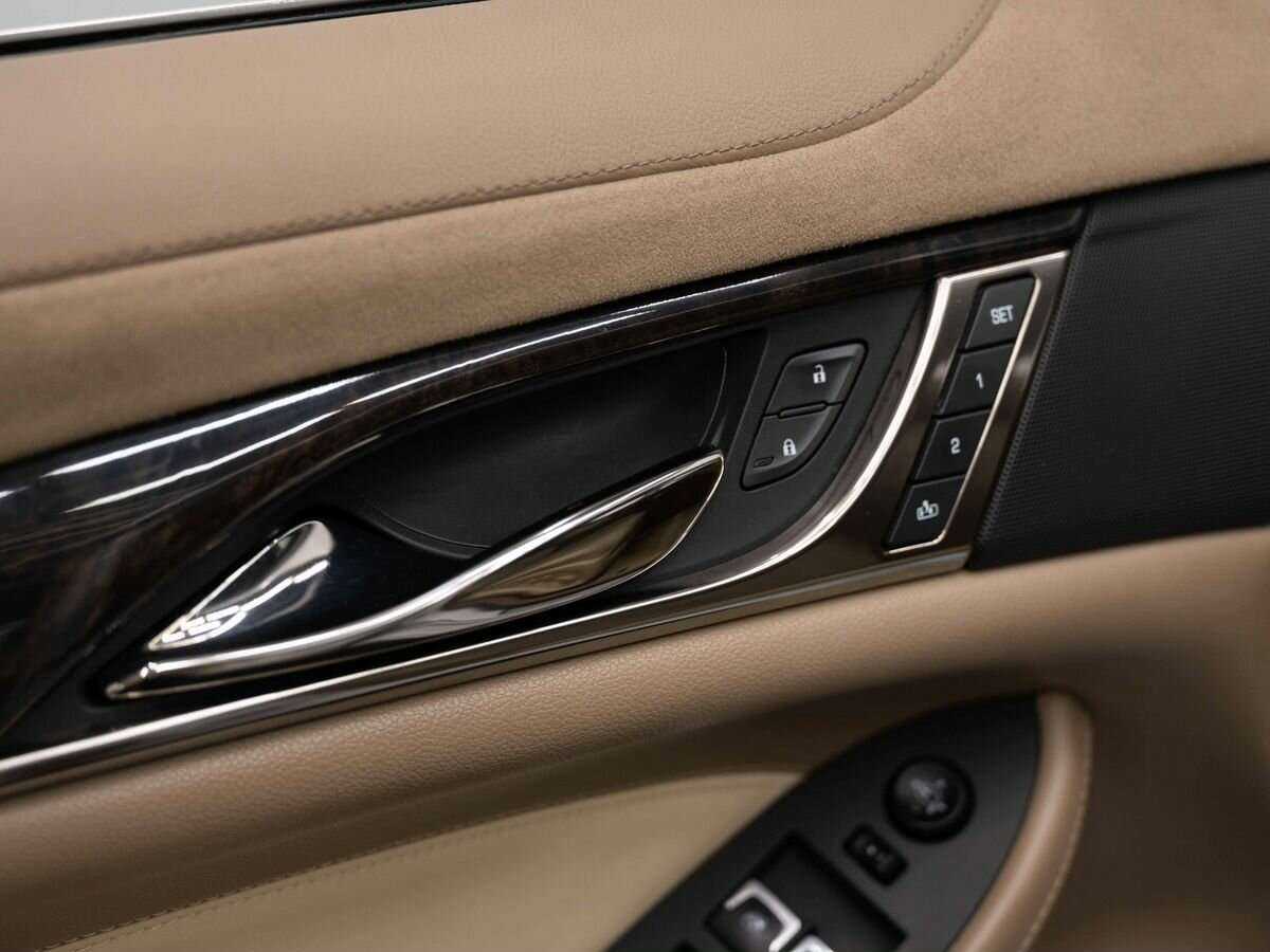 Купить Cadillac CTS с пробегом. Фото: #21