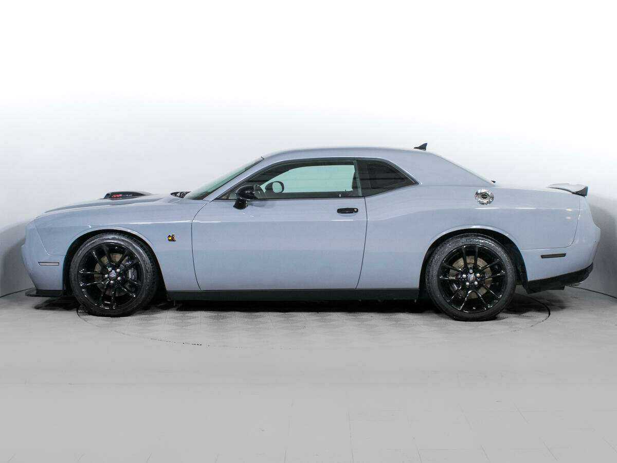Купить Dodge Challenger с пробегом. Фото: #7