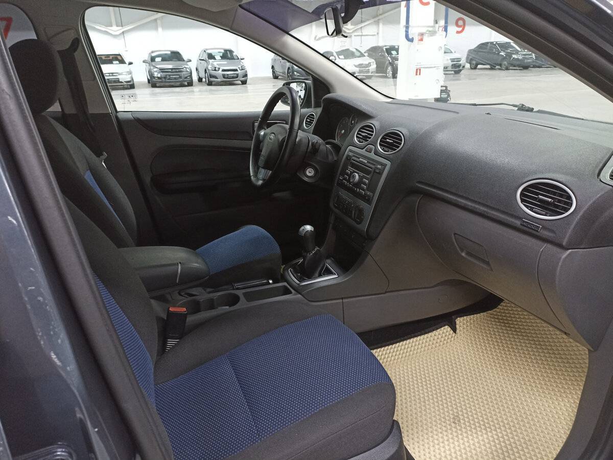 Купить Ford Focus с пробегом. Фото: #10