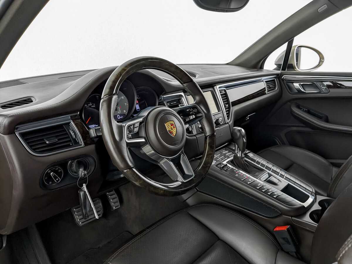 Купить Porsche Macan с пробегом. Фото: #13