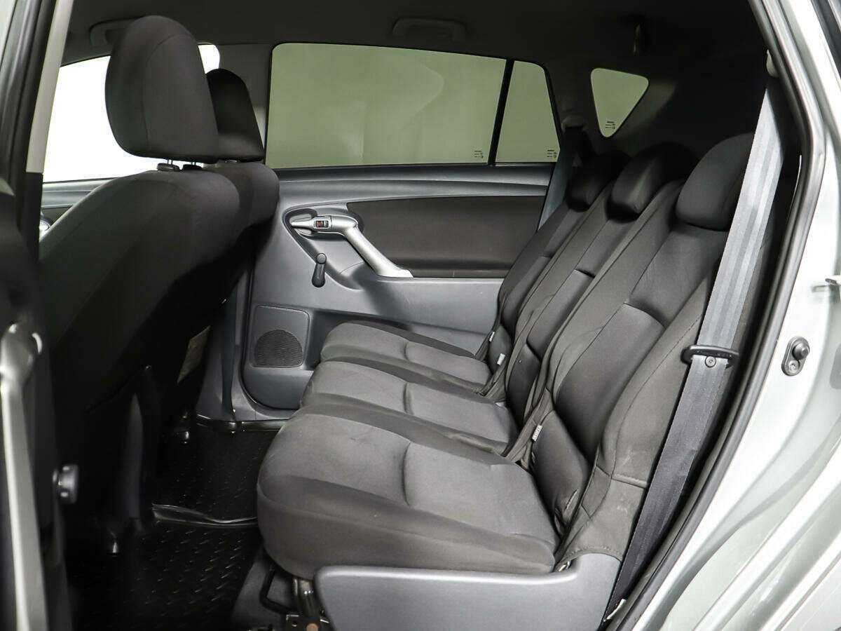 Купить Toyota Verso с пробегом. Фото: #9