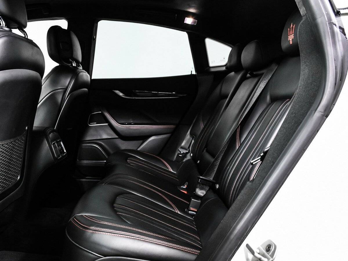 Купить Maserati Levante с пробегом. Фото: #12
