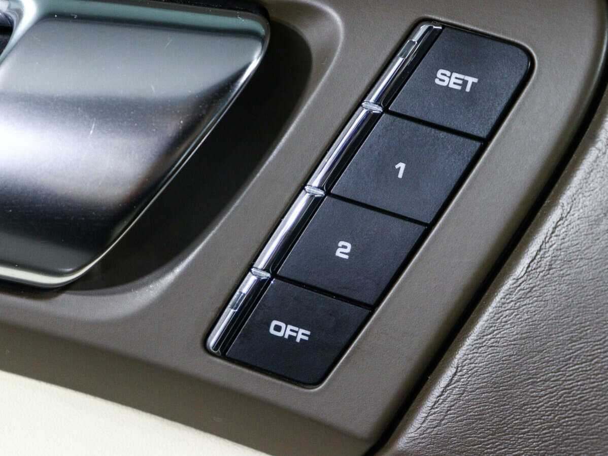 Купить Porsche Cayenne с пробегом. Фото: #15