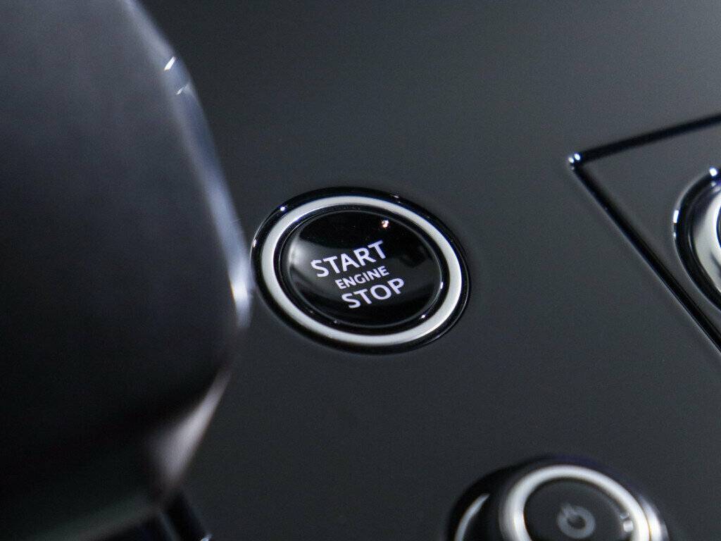 Купить Land Rover Range Rover Sport с пробегом. Фото: #28