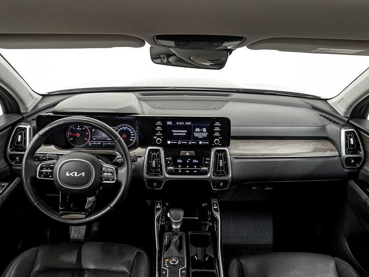 Купить Kia Sorento с пробегом. Фото: #13