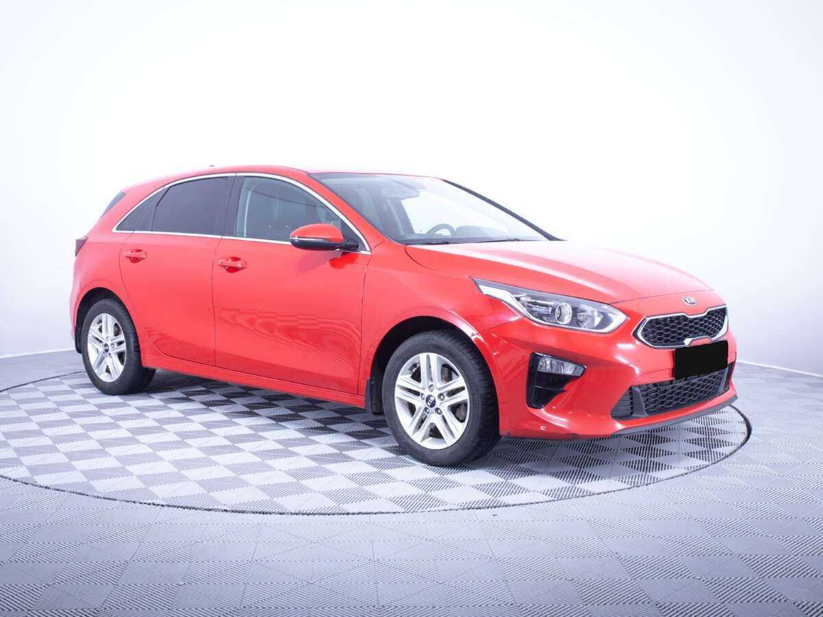 Купить Kia Ceed с пробегом. Фото: #2