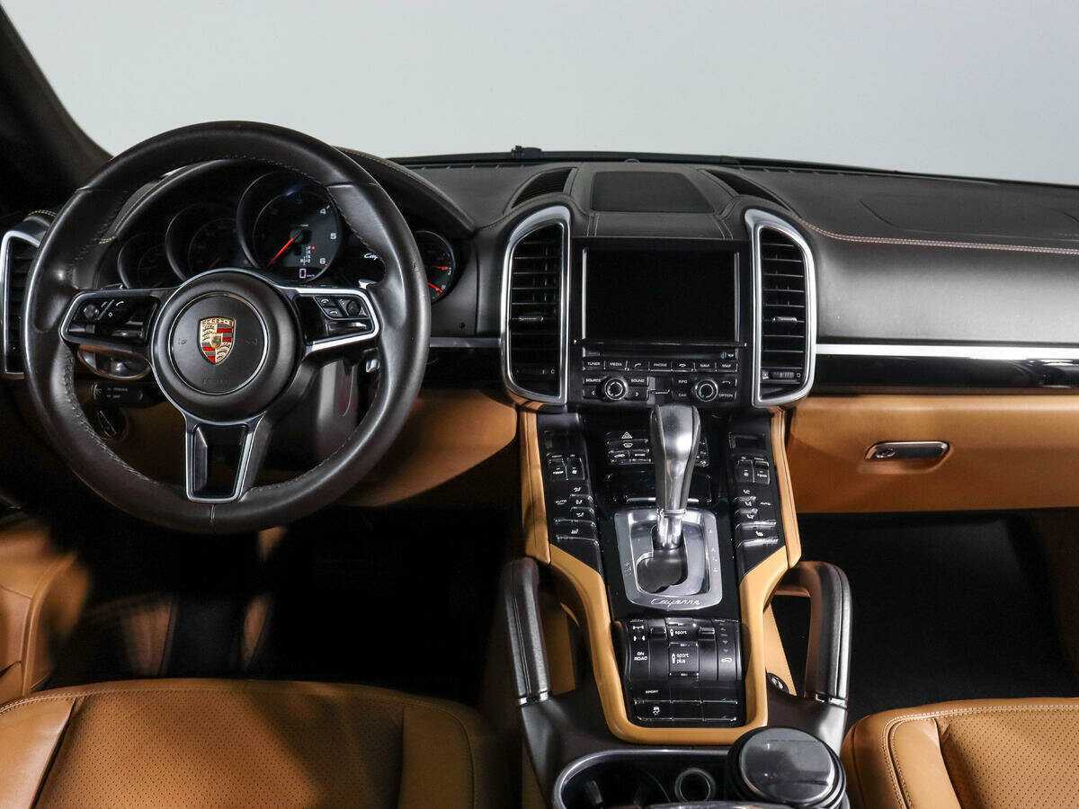 Купить Porsche Cayenne с пробегом. Фото: #9