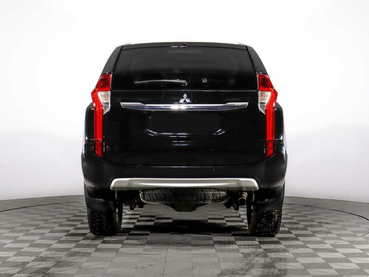 Купить Mitsubishi Pajero Sport с пробегом. Фото: #5