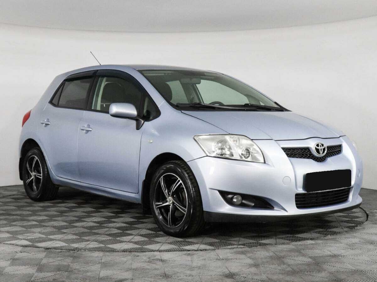 Купить Toyota Auris с пробегом. Фото: #2