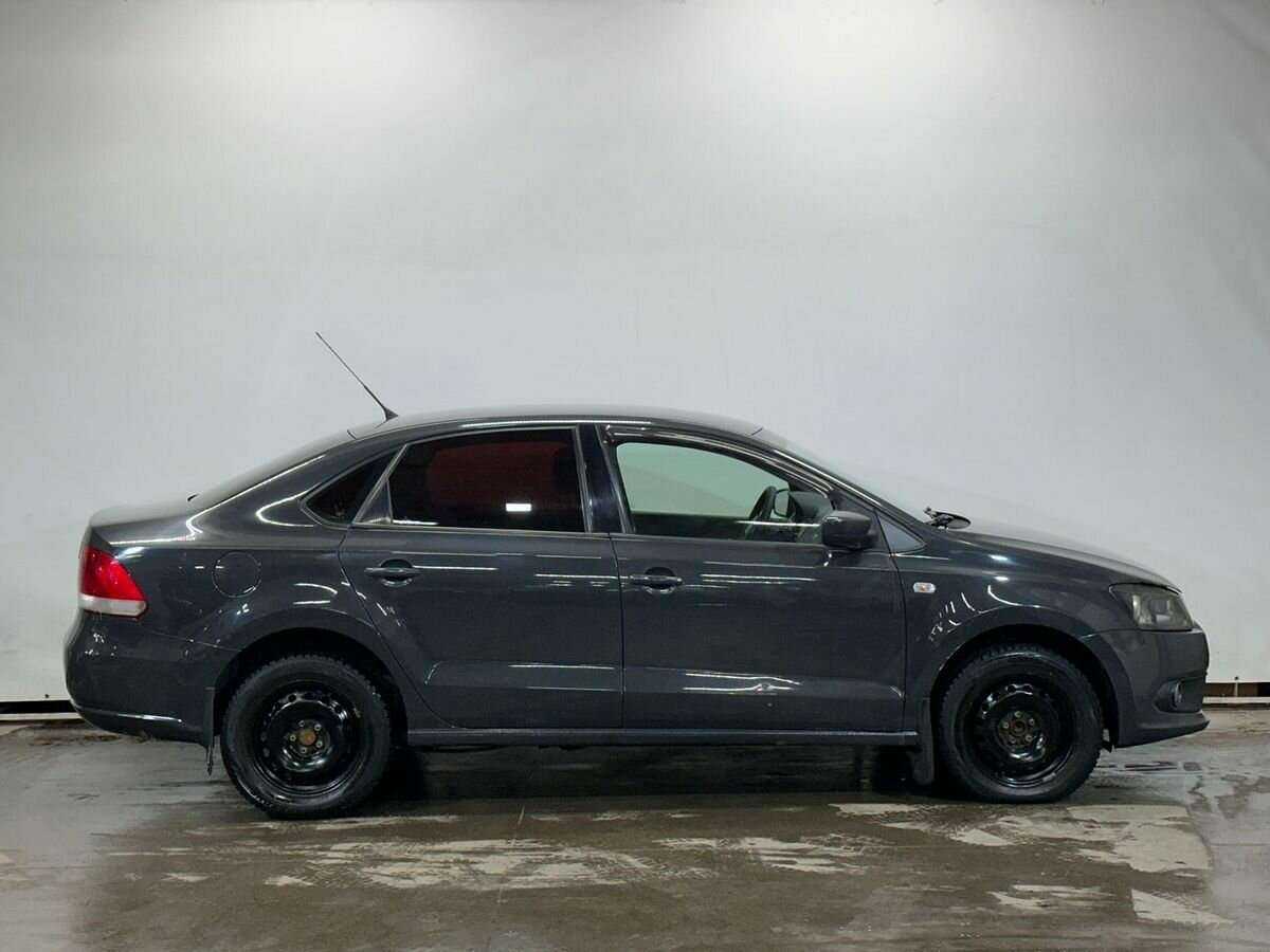 Купить Volkswagen Polo с пробегом. Фото: #3
