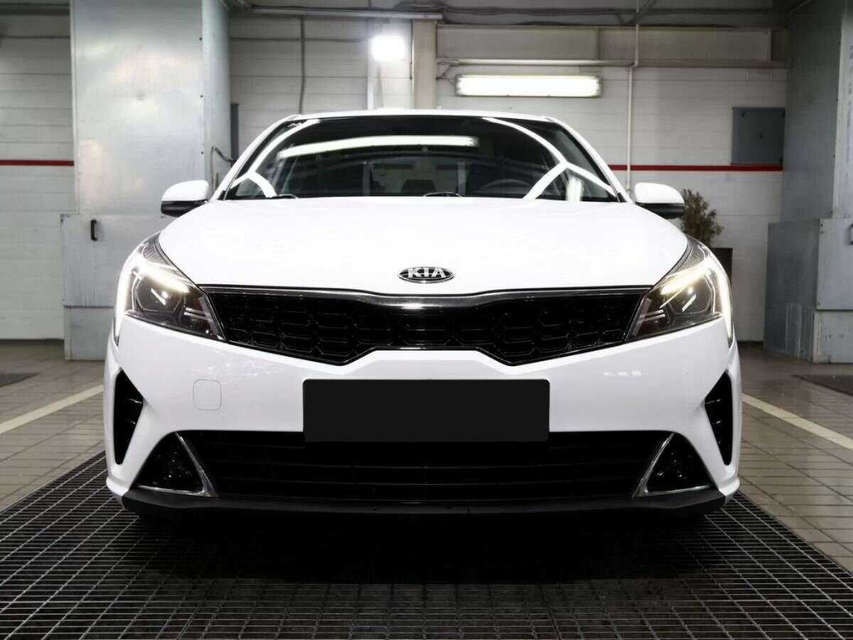 Купить Kia Rio с пробегом. Фото: #2