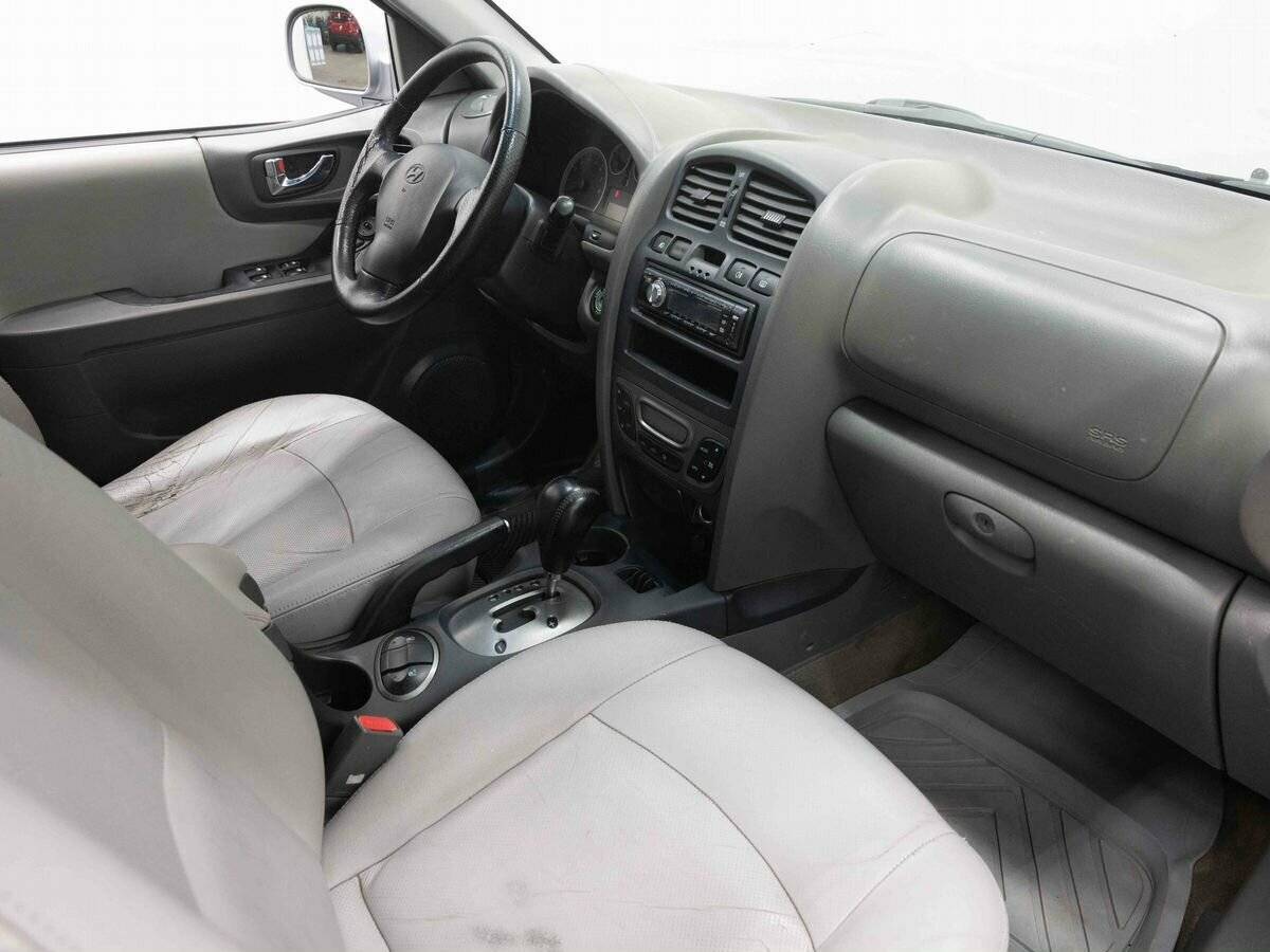 Купить Hyundai Santa Fe с пробегом. Фото: #10