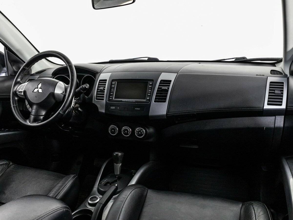 Купить Mitsubishi Outlander с пробегом. Фото: #6